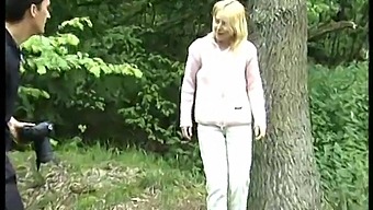 European Teen Amateur Indulges In Anal Play Outdoors