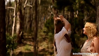 Australian Lesbians In Their Most Natural State